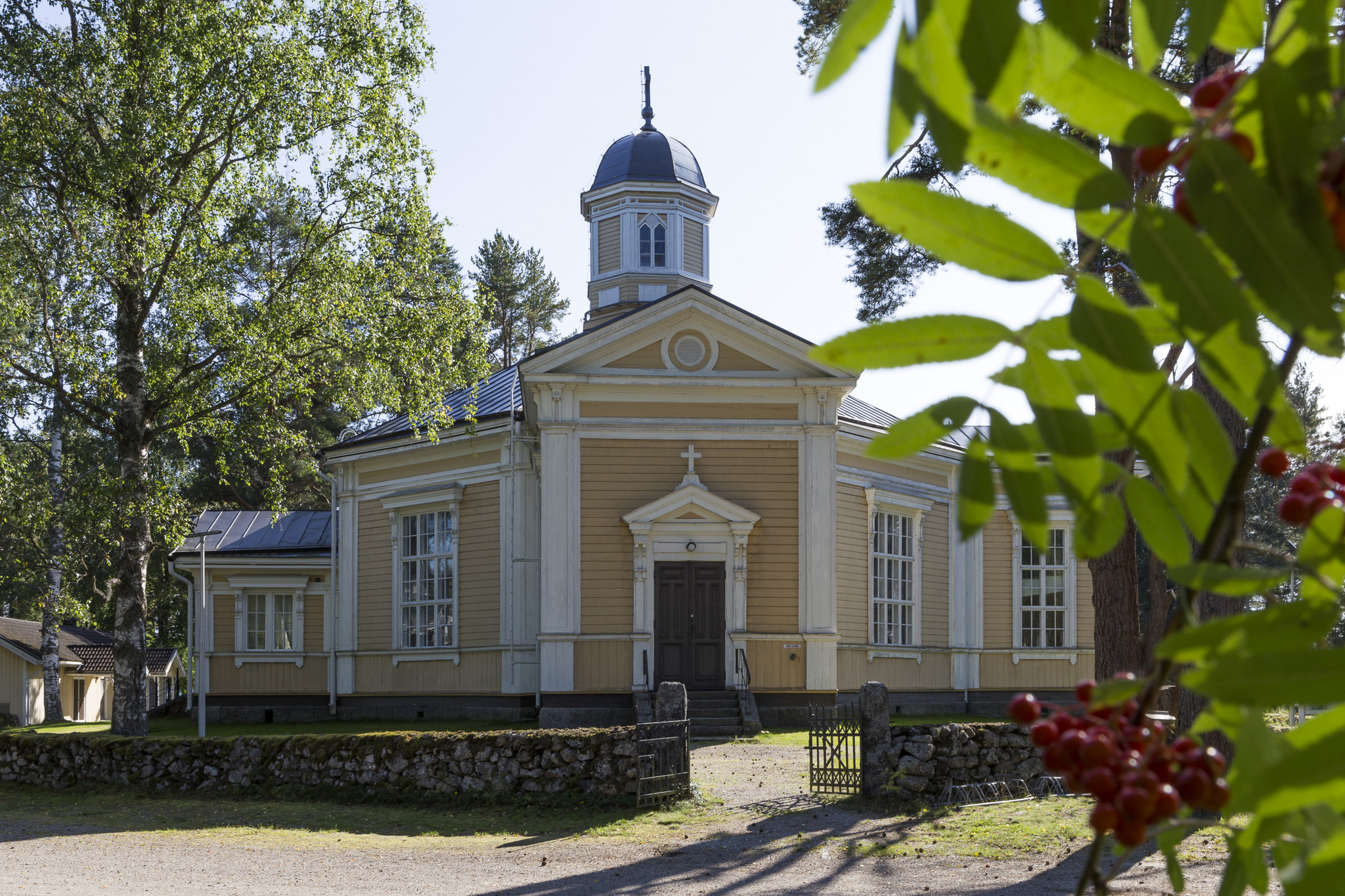 Sumiaisten kirkko Sumiaisten kirkko